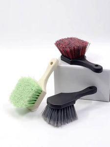 Brosse de nettoyage pour jantes et pneus de voiture, à poils doux en plastique, avec logo personnalisé, manche court, pour le detailing automobile - Product Image 2