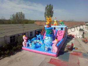 Château gonflable en PVC durable pour enfants, idéal pour les fêtes et les jeux - Product Image 5