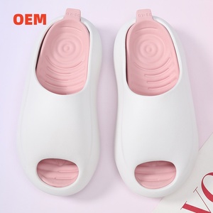 2024 tùy chỉnh thiết kế in EVA mềm nổi bãi biển dép cho Phụ nữ mùa hè nền tảng trượt tùy chỉnh dép - Product Image 4