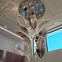 Lustre en verre soufflé à la main, moderne et personnalisé, pour hôtel, décoration artistique, lampe de plafond pour escalier duplex à grandes feuilles, style loft