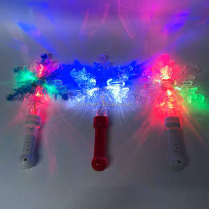Offre Spéciale fille princesse amour Led clignotant magique flocon de neige baguettes allument bâtons lumineux flocon de neige baguette jouets pour enfants cadeau de noël - Product Image 5