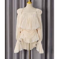 Robe courte plissée asymétrique à épaules dénudées avec ceinture pour femme - Collection Boutique