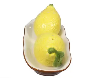 セラミックソルト & ペッパーシェーカー-トレイ付き7 "レモン型ソルト & ペーパーシェーカーセット、完璧な夏のレモンの装飾-かわいい農家