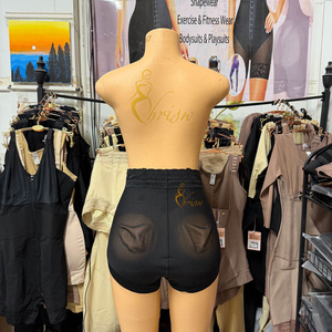 Shorts sculptants taille haute avec dentelle, bords anti-roulement et coins plats, effet rehausseur de hanches - Product Image 2