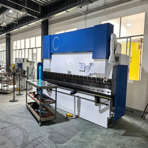 Presse plieuse industrielle <span class=keywords><strong>d</strong></span>'<span class=keywords><strong>occasion</strong></span> robuste pour le pliage de tôles métalliques - Product Image 5