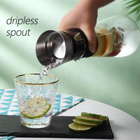 Carafe en verre 30OZ / 1500ML avec couvercle et brochettes à fruits en acier inoxydable, carafe en verre résistant à la chaleur avec couvercle anti-goutte et infuseur
