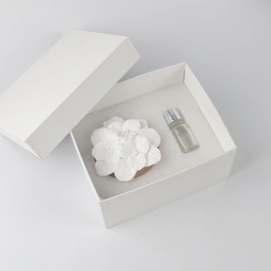 Ambientador de yeso aromático para decoración de cerámica perfumada en stock, difusor de aceite esencial con fragancia de flores de madera de porcelana para el hogar - Product Image 4