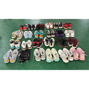 Chaussures de basket de marque d'occasion pour hommes, baskets mixtes en balles, tailles et couleurs variées disponibles - Product Image 5