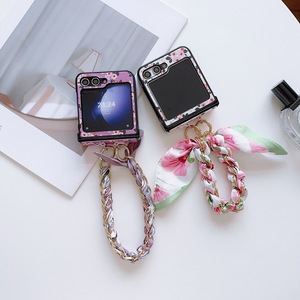 Coque de téléphone à sangle de fleur pour Samsung Z Flip 6 Girl Floral Fashion Phone Case pour Motorola Razr <span class=keywords><strong>50</strong></span> Ultra - Product Image 2