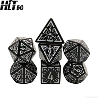 Lot de 7 dés polyédriques en acrylique 18 mm à motifs runiques anciennes pour jeux de table DND RPG, série FG-18, personnalisable