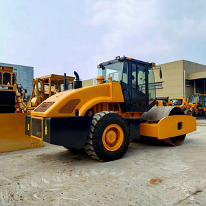 Rouleau compresseur routier à tambour lisse d'occasion, en bon état, moteur diesel d'origine, modèle 2023 pour projets de construction - Product Image 1