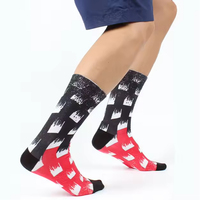 Chaussettes de sublimation imprimées numériques 3D personnalisées de haute qualité Chaussettes vierges à la mode avec logo personnalisé Chaussettes de sport en coton pour hommes et femmes