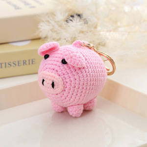Nuovo Portachiavi Artigianale all'Uncinetto, Mini Peluche a Forma di Maialino o Coniglietto, Ciondolo per Borse, Regalo Decorativo - Product Image 3
