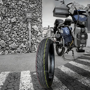 Fabricante de neumáticos para motocicleta HEYMAX MAXXIS CALIDAD ESTÁNDAR LLANTAS FACTORY Neumtico De <span class=keywords><strong>Moto</strong></span> 80/80-18 80/900-18 90/90-18 - Product Image 3