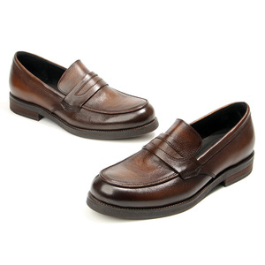 Mocasines de Cuero Vintage para Hombre, Estilo Británico, Lavados a Mano, con Aspecto Desgastado, Cuero Vacuno de Primera Capa, Zapatos Casuales con Suela Compuesta Marrón - Product Image 4