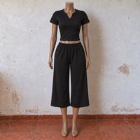 Ensembles d'été personnalisés Y2K pour femmes, haut court à manches courtes en coton à col en V et pantalon capri à jambes larges, tenue en 2 pièces avec short