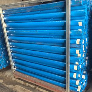 Rouleaux <span class=keywords><strong>de</strong></span> bâche PE imperméable bleue avec logo imprimé, feuilles plastiques étanches avec technique <span class=keywords><strong>de</strong></span> revêtement tissé - Product Image 1