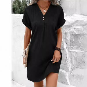 ชุดเดรสลำลองผู้หญิงแขนสั้นสีพื้นลายทางติดกระดุมคอวีสำหรับฤดูร้อน - Product Image 3