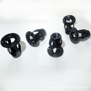 คลิปพลาสติกยี่ห้อ Yi Lai สำหรับยึดแผงตกแต่งรถยนต์ Volkswagen Audi Roewe พร้อมน็อตฐานยึด - Product Image 5