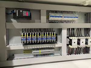 Máquina de Moldeo por Inyección de Plástico Hidráulica Horizontal Usada Original Borhce 120T con PLC y Caja de Engranajes, Rentable - Product Image 6