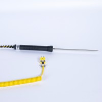 Durable Handheld Thermocouple Stainless Steel Temperature Probe 0.1C Resolution Replaceable Tip OEM ODM for Laboratory Use