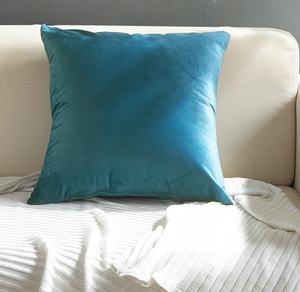 بسعر الجملة رخيص 45*45 مربع متعدد الألوان سائب بلون سادة سادة سادة غطاء وسائد رمي مخملية - Product Image 6