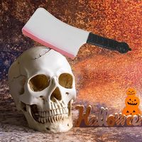 Faux couteau de boucher en plastique sanglant pour Halloween Fools Day Party Prop