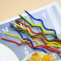 Schlanke Regenbogen-Spitzkerzen aus Paraffinwachs, 15cm, Ungiftig und Geruchlos, für Kinderpartys, Hochzeiten, Abschlussfeiern, Geringe Mindestbestellmenge