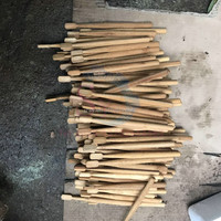 Haute efficacité automatique ronde bois hache poignée machines CNC houe pelle marteau poignée faisant la Machine de fabrication