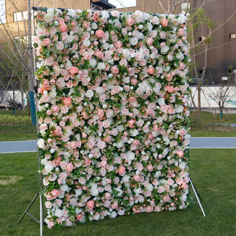 Künstliche Blumenwand graue Blumenwand als Hintergrundbild neue Geschäfte Öffnung Aktivität Netzwerk roter Treffpunkt