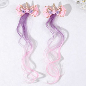 2 Piezas de Lindas Pinzas para el Cabello con Diseño de Unicornio para Niñas, Lazo Rosa, Cuerno Dorado, Cabello Sintético Rizado en Degradado, Accesorios para el Cabello para Fiestas - Product Image 1