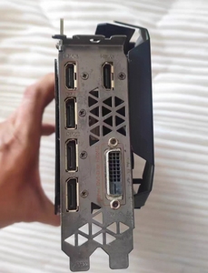 การ์ดจอกราฟิกสำหรับเล่นเกม Triple Fan RGB GTX1080Ti 11GB ระบายความร้อนได้ดีเยี่ยม สำหรับเล่นเกม 4K VR ออกแบบ 3D รีนเดอร์ และตัดต่อวิดีโอ - Product Image 4