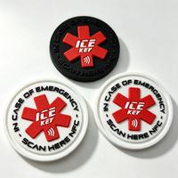 Étiquettes NFC intelligentes personnalisées avec logo, étiquettes de vêtements en silicone lavables pour l'authentification des vêtements, l'identification numérique et les marques de mode
