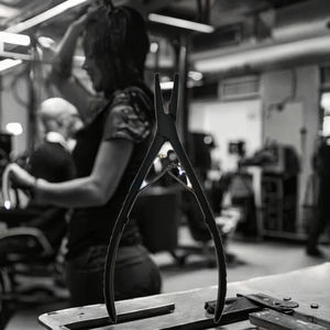 คีมต่อผมสแตนเลสเกรดผ่าตัดแบบสามรู แข็งแรง ทนทาน สำหรับใช้ในเชิงพาณิชย์ - Product Image 3