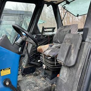 En stock tracteurs d'occasion à <span class=keywords><strong>vendre</strong></span> tracteur d'occasion Fiat New <span class=keywords><strong>A</strong></span> Holland 110-90 130-90 180 tracteur d'occasion à marcher derrière les tracteurs - Product Image 4