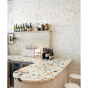 Table de réception pour projet hôtelier commercial, nouveau design, plateau en terrazzo blanc en forme de U - Product Image 4