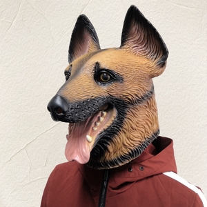 Maschera in lattice da Pastore Tedesco <span class=keywords><strong>a</strong></span> testa intera, color marrone chiaro, con texture realistica, dettagli neri, bocca aperta, lingua rosa, denti affilati, morbida, per feste - Product Image 3