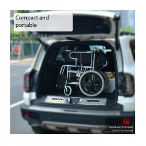 Fauteuil roulant manuel en aluminium pliable et portatif Offre Spéciale pour l'équipement de réadaptation d'hôpital à la maison de clinique - Product Image 1