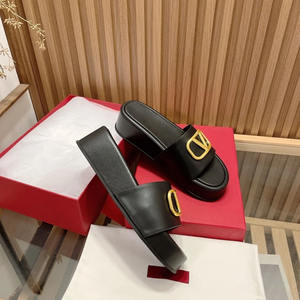 2025 Design Women's Casual <b>Slippers</b> Tops <b>Open</b> <b>Toe</b> Flat Bottom Anti-Slip Retro Lightweight Waterproof Breathable Genuine Fashion - Product Image 6