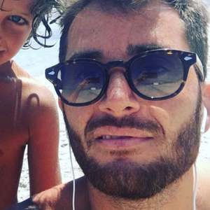 Gafas de Sol Redondas Retro con Logotipo Personalizado, Estilo Punk para Hombre y Mujer, Protección UV400, Decoración con Remaches - Product Image 3