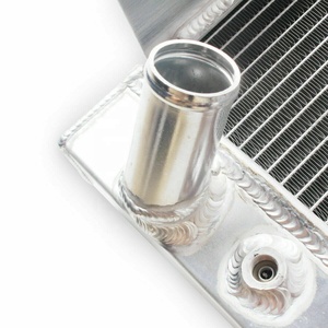 SS-0151 3 righe radiatore per 1972-1988 Jeep Cherokee / Grand Wagoneer J-SERIES J10 J20 5.9L V8 - Product Image 4