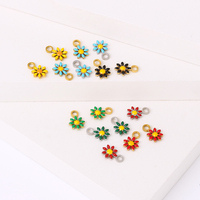 Breloques DIY Marguerites Délicates de Haute Qualité pour Enfants, Accessoires en Acier Inoxydable Plaqué Or, Pendentif Fleur Émaillée Tendance