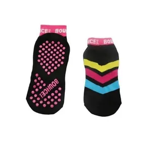 Wholesale grip trampoline socks manufacturer bounce anti slip socks design non slip jump sock supplier