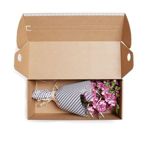 Cajas de Regalo Personalizadas con Logotipo, Diseño Rosa Amor para Mamá, Cartón Corrugado con Forro de Esponja, Laminado Brillante/Mate, Materiales Reciclados, Aptas para Velas - Product Image 3