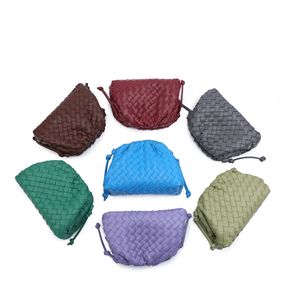 Bolso <span class=keywords><strong>de</strong></span> Mano Compacto <span class=keywords><strong>de</strong></span> <span class=keywords><strong>Cuero</strong></span> PU Hecho a Mano <span class=keywords><strong>de</strong></span> Alta Calidad para Mujer, Nuevo Diseño Casual Retro, Bolso Bandolera Tejido - Product Image 4