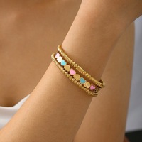 Gelang Fashion Batu Giok Berlapis Emas 18K PVD, Gesper Unisex Motif Bunga Hologram Anti Air dari Baja Tahan Karat yang Trendi