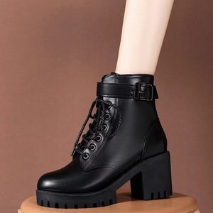 Stivaletti da Donna Autunno Inverno Stile Europeo-Americano <span class=keywords><strong>con</strong></span> <span class=keywords><strong>Tacco</strong></span> Alto, Taglia Grande, Neri <span class=keywords><strong>con</strong></span> <span class=keywords><strong>Tacco</strong></span> Grosso e Chiusura <span class=keywords><strong>con</strong></span> Lacci - Product Image 3