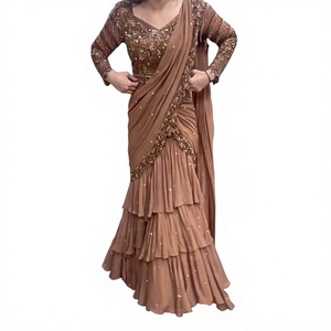 Lehenga Choli indien en faux georgette avec sequins et bordure en dentelle, tenue traditionnelle indienne pour mariage et fêtes - Product Image 1