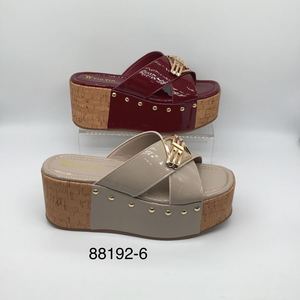 Sandales compensées en liège pour femme – Idéales pour l'été et la plage - Product Image 6