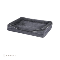 Canapé-lit pour animaux de compagnie avec surface en tissu pelucheux, base antidérapante amovible et housse lavable OEM/ODM pour distributeurs et marques de distributeurs privés